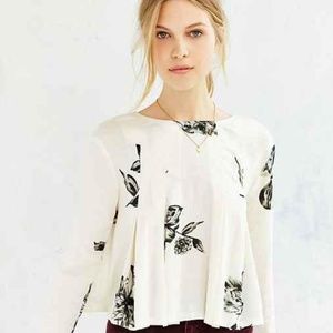 Kimchi Blue Canyon Popover Top